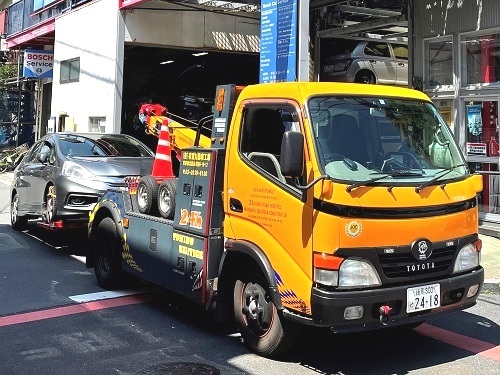 布宮自動車工業　小型レッカー車