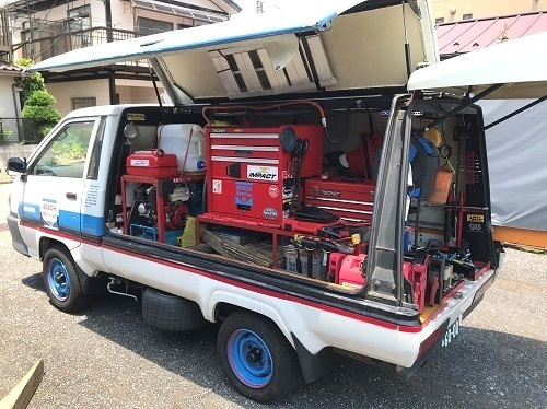 布宮自動車工業　サービスカー