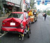 布宮自動車工業　レッカーサービス